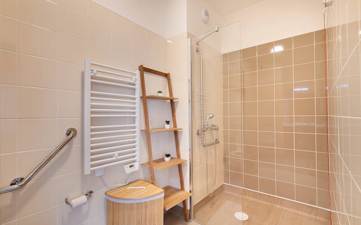 Photo of Bathroom in Le Raincy
