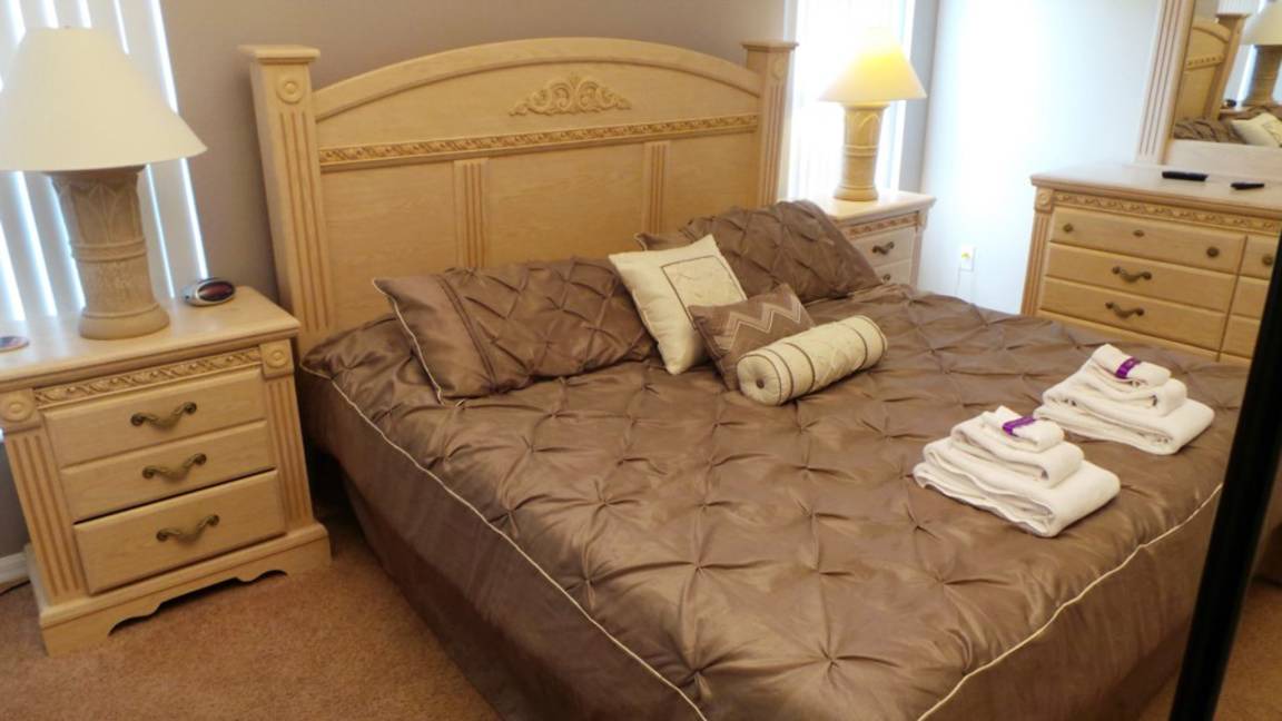 Photo of Bedroom in Windsor Palms
