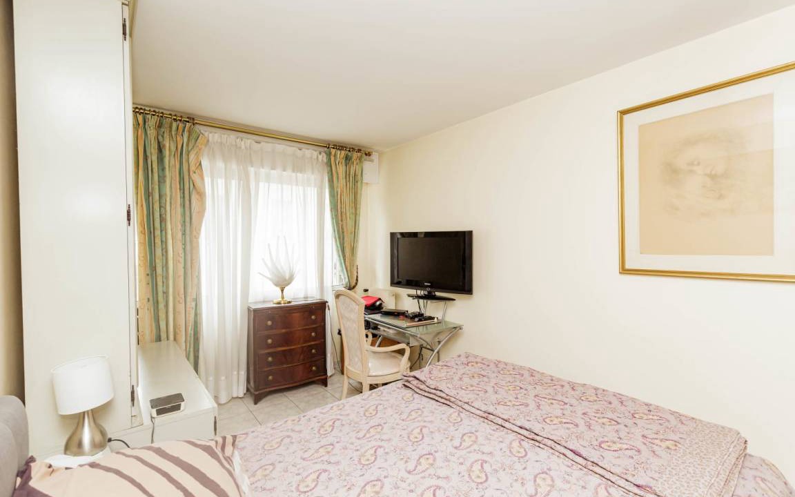 Photo of Bedroom in Charenton-le-Pont