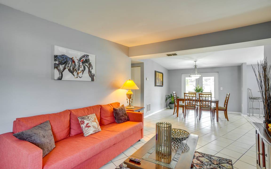 Photo of Livingroom in Lake Somerset