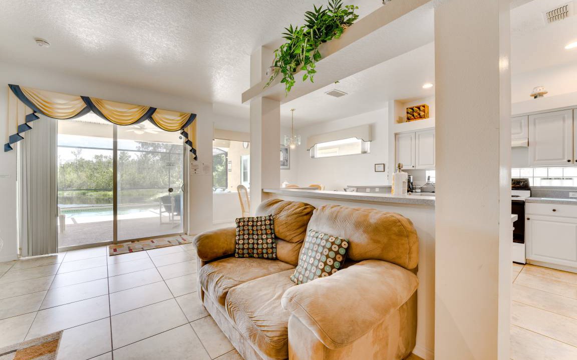 Photo of Livingroom in Sunset Lakes