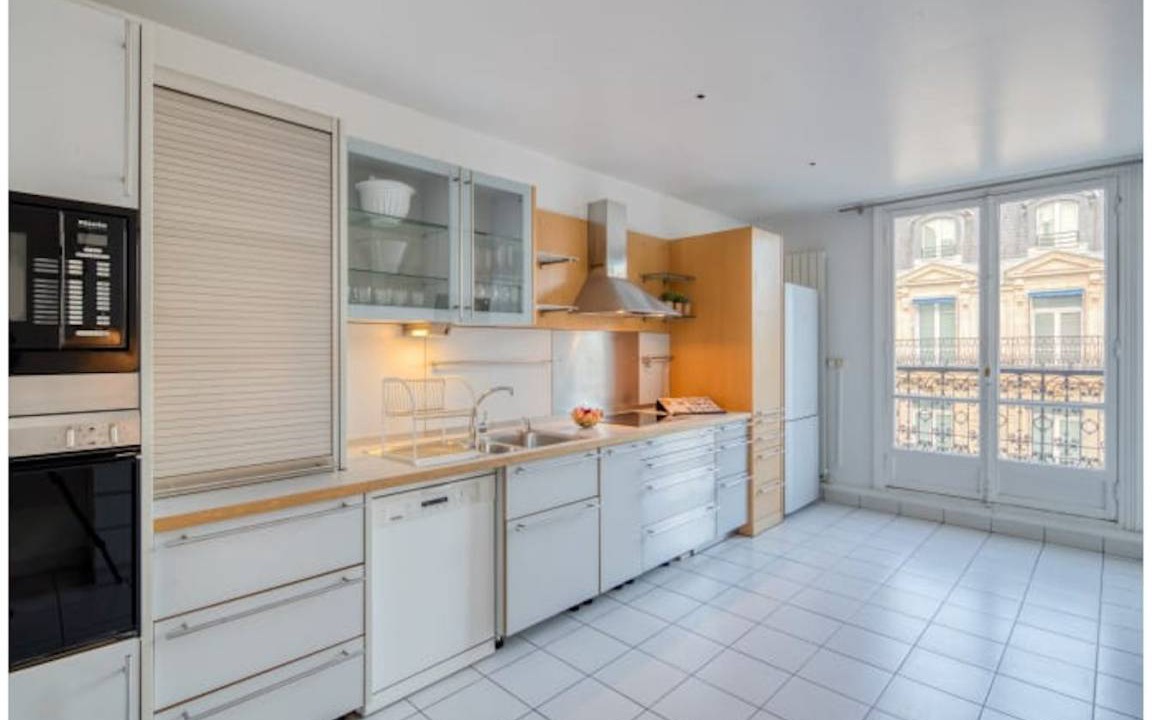 Photo of Kitchen in Champs-Elysees
