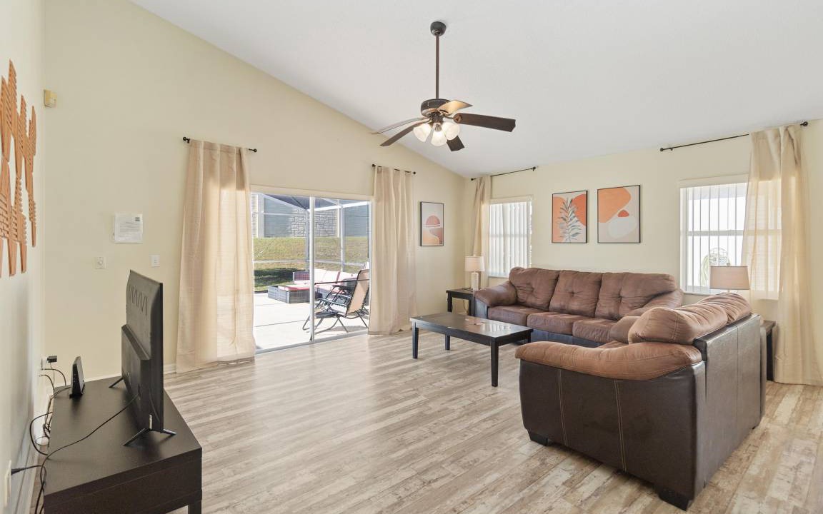Photo of Others in Lake Davenport Estates