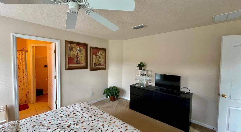 Photo of Bedroom in Sandy Ridge