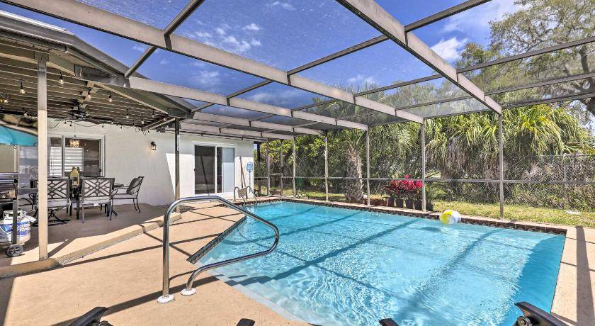Photo of Patio Balcony in Holiday Lakes West