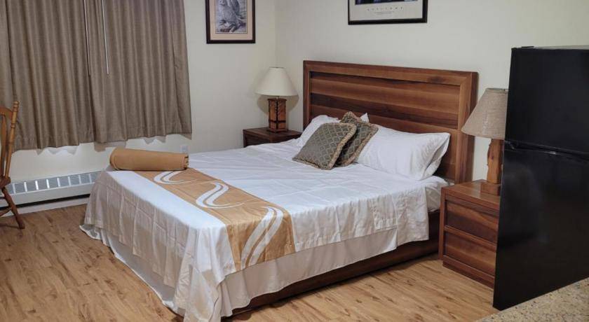 Photo of Bedroom in Port Carling