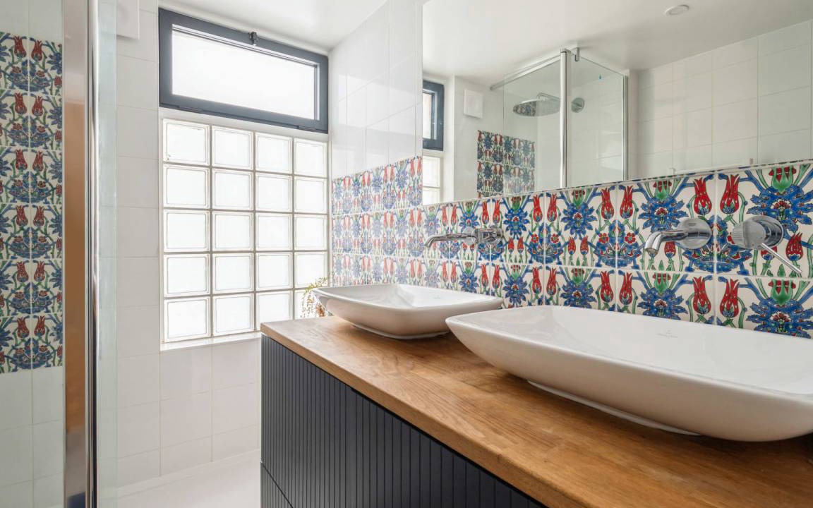 Photo of Bathroom in 11th Arrondissement