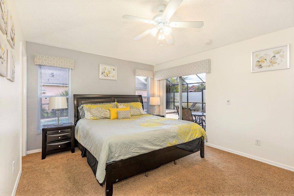 Photo of Bedroom in Seasons