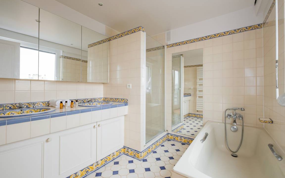 Photo of Bathroom in Centre Ville