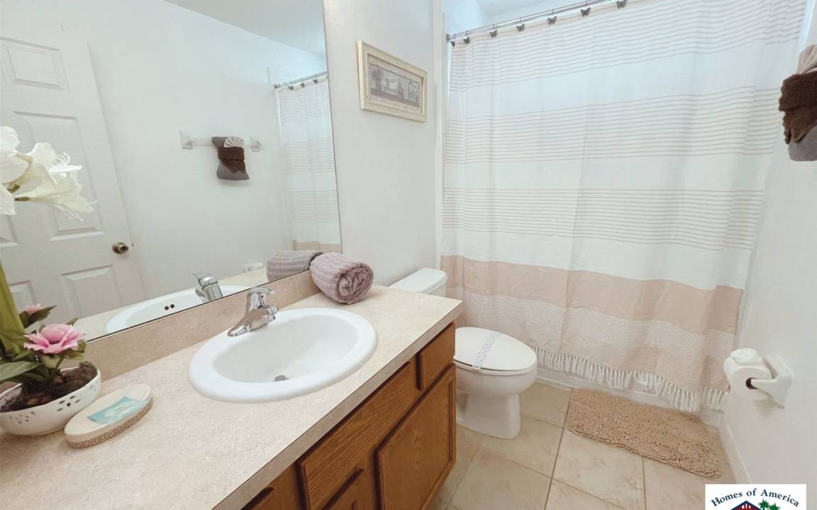Photo of Bathroom in Watersong