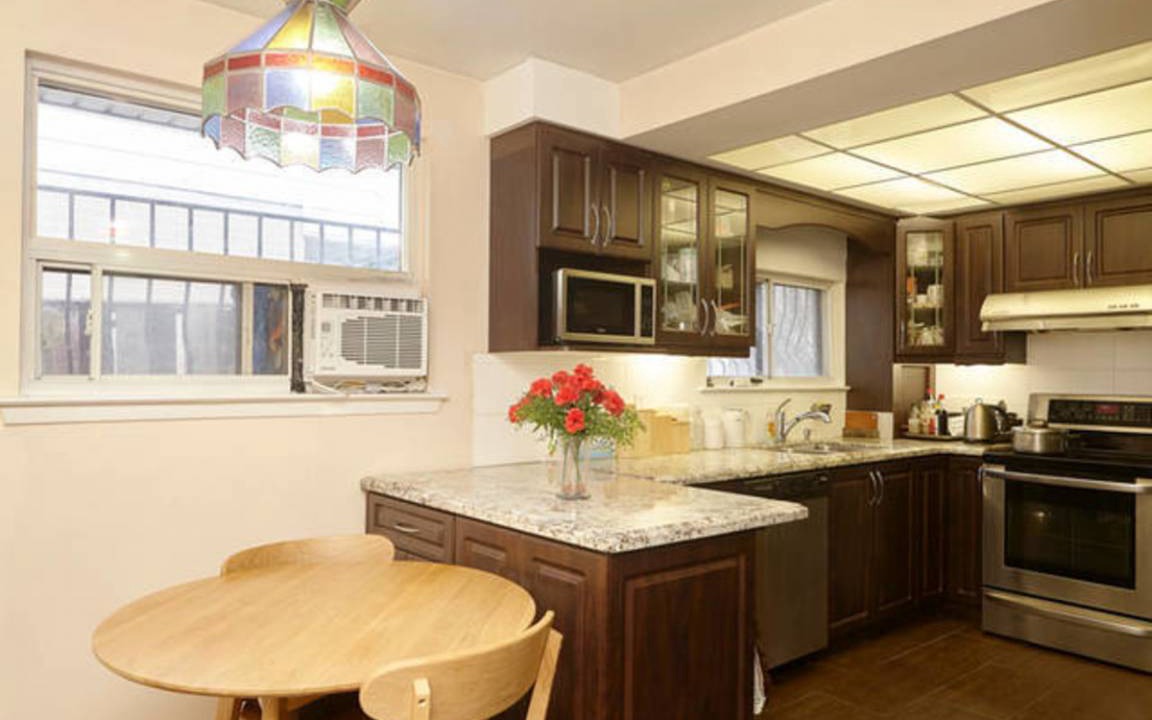 Photo of Kitchen in Northeast Mississauga