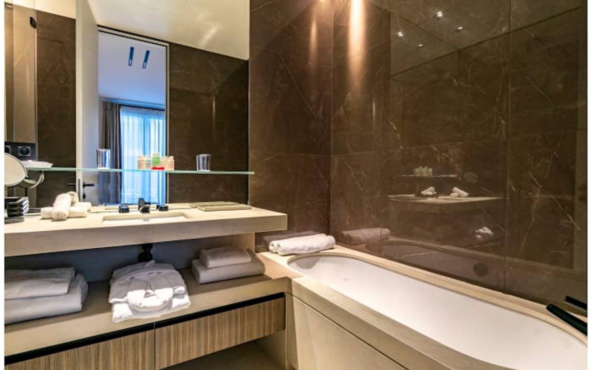 Photo of Bathroom in Chaillot