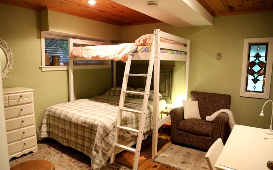 Photo of Bedroom in Markdale