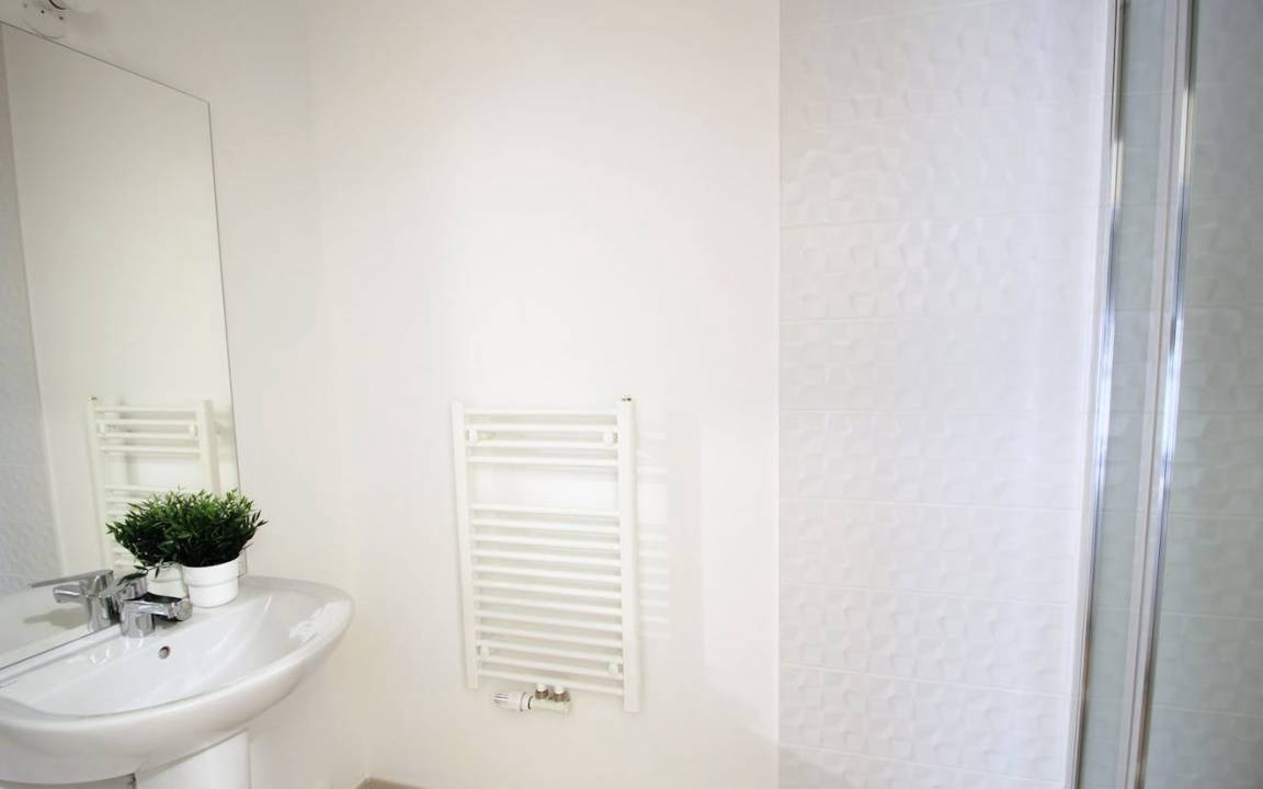 Photo of Bathroom in Clichy