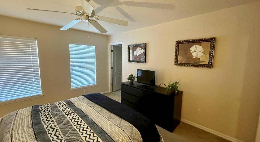Photo of Bedroom in Sandy Ridge