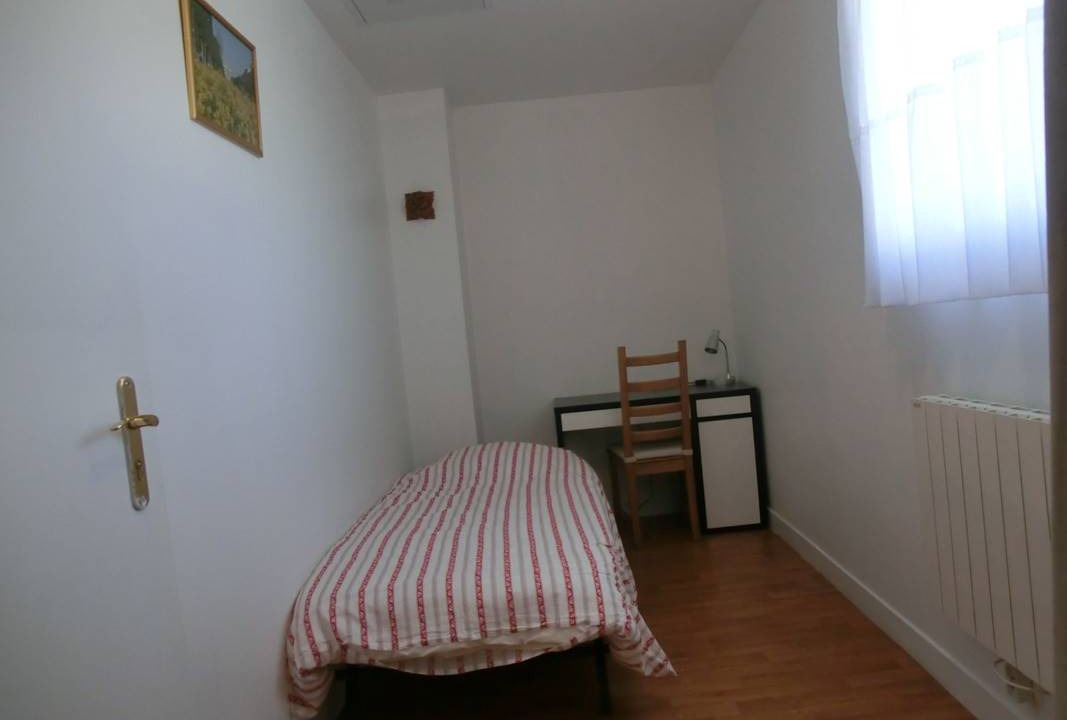 Photo of Bedroom in Gennevilliers