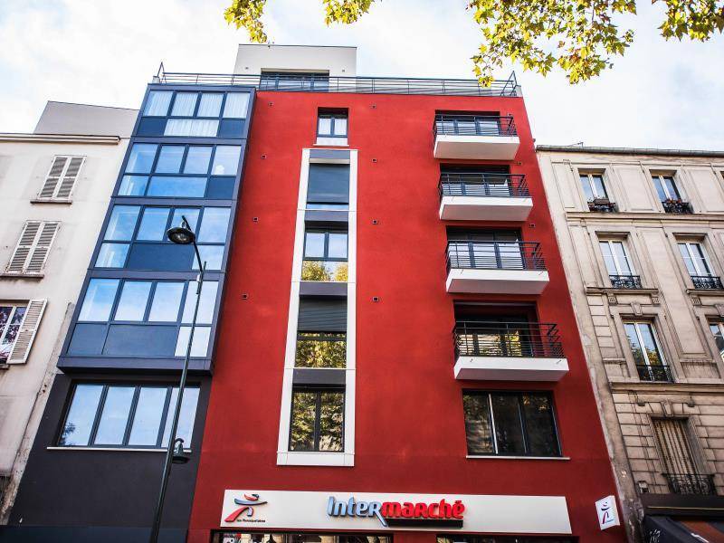 Photo of Others in Clichy