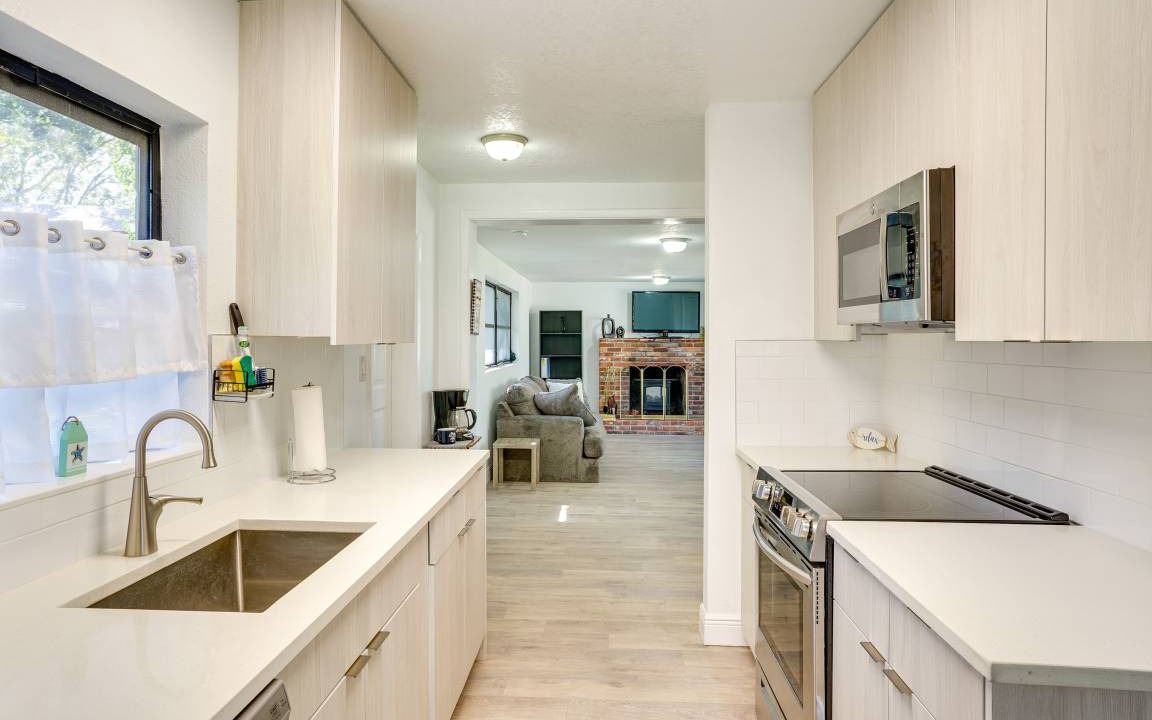 Photo of Kitchen in Cypress Gardens