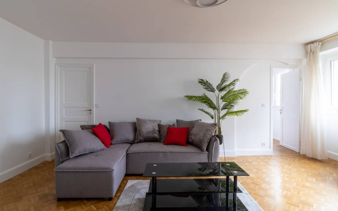 Photo of Livingroom in Puteaux