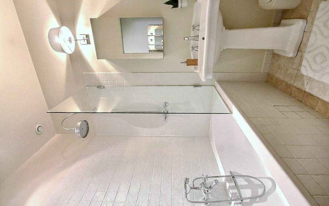 Photo of Bathroom in Strasbourg -Saint-Denis