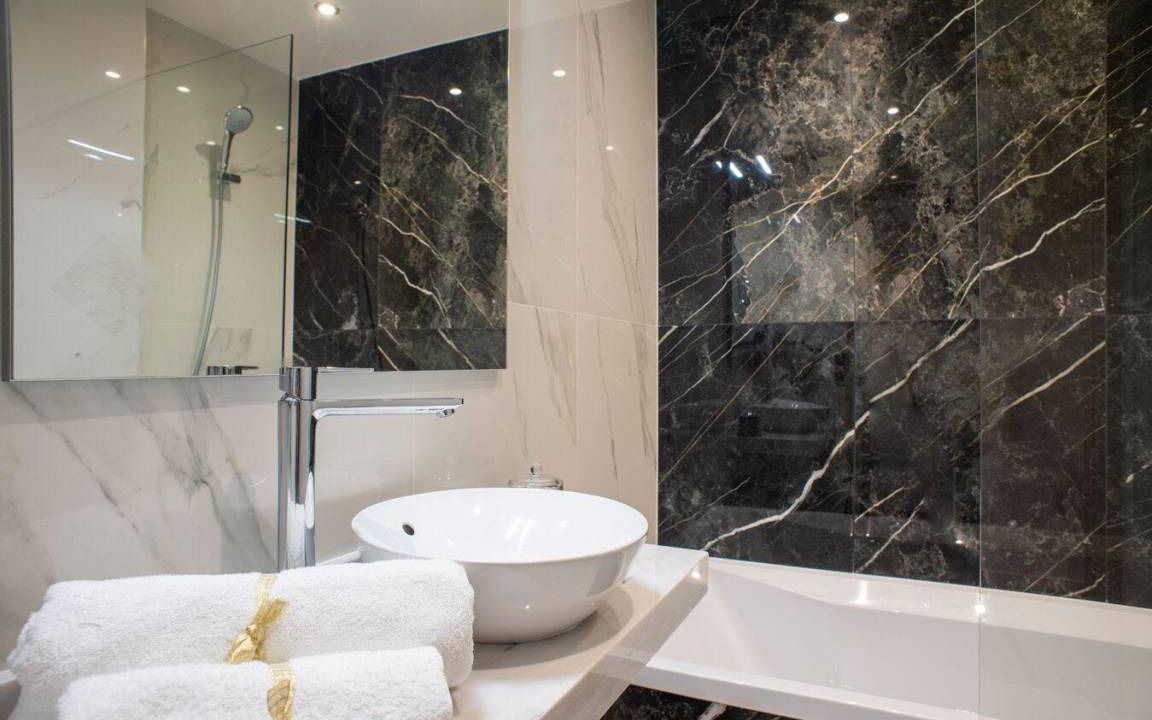 Photo of Bathroom in Thiais