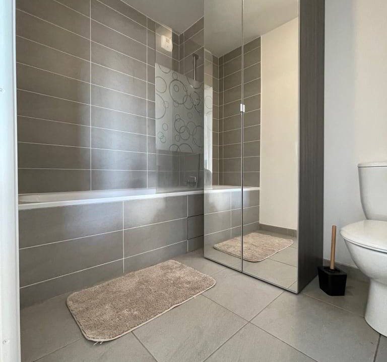 Photo of Bathroom in Saint-Denis