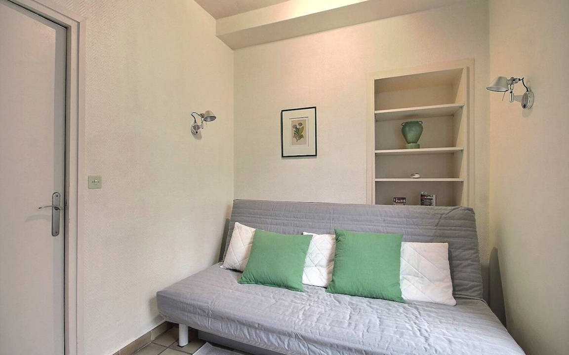 Photo of Bedroom in Sorbonne