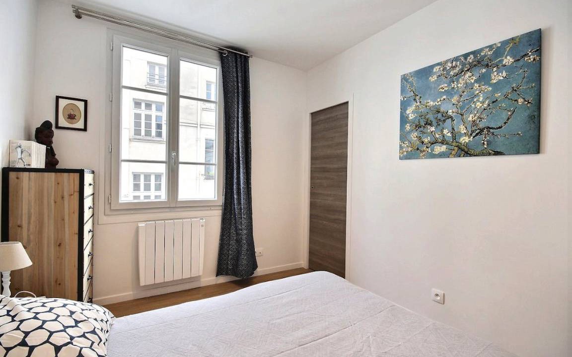 Photo of Bedroom in 4th Arrondissement