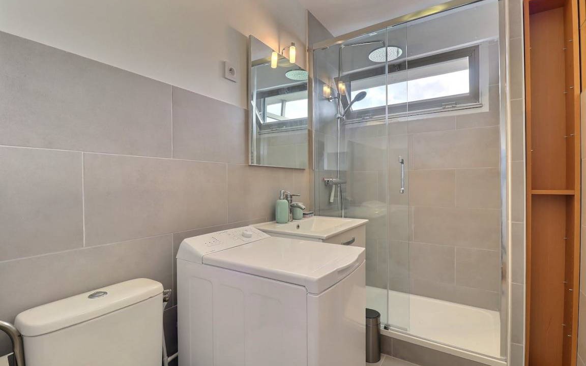 Photo of Bathroom in 14th Arrondissement