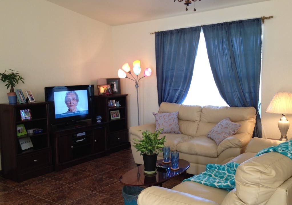 Photo of Livingroom in Lake Wales