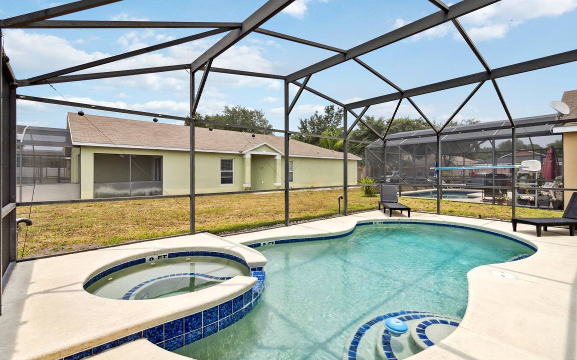 Photo of Patio Balcony in Sandy Ridge