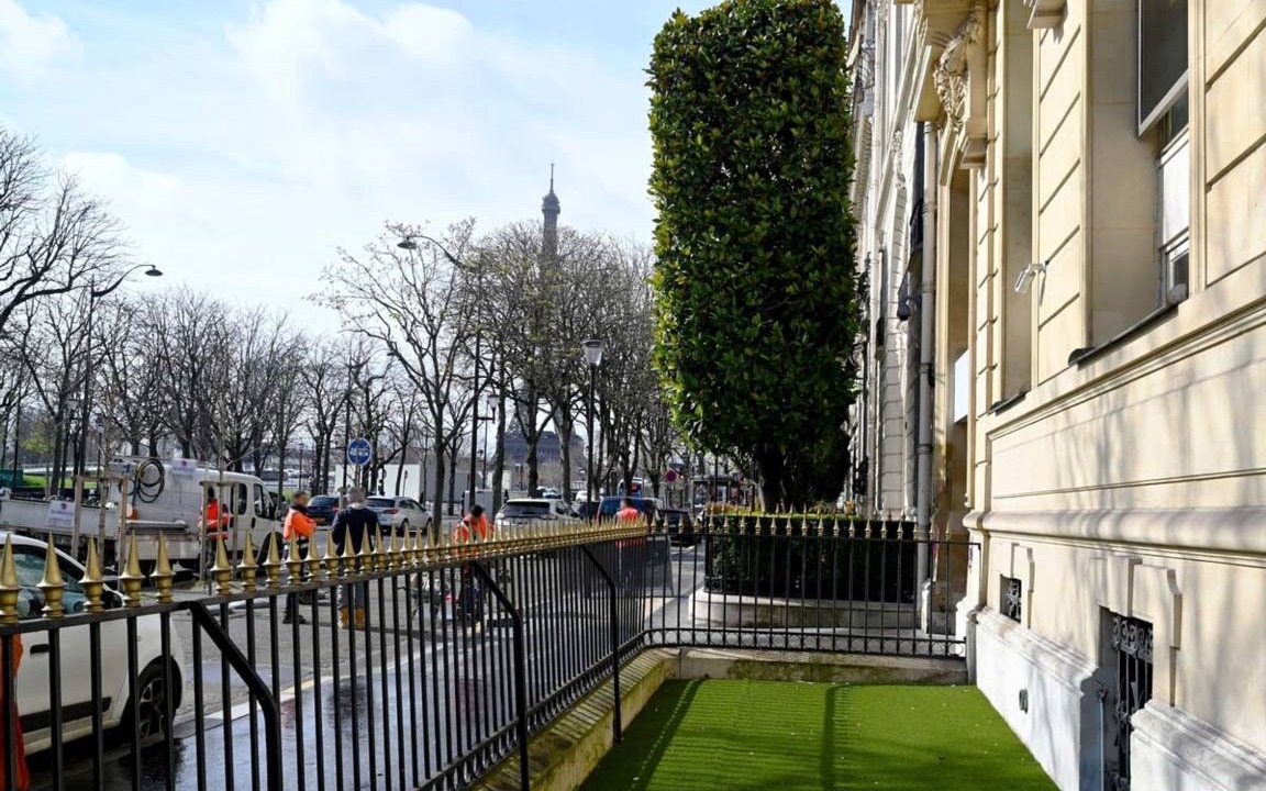Photo of Others in Champs-Elysees