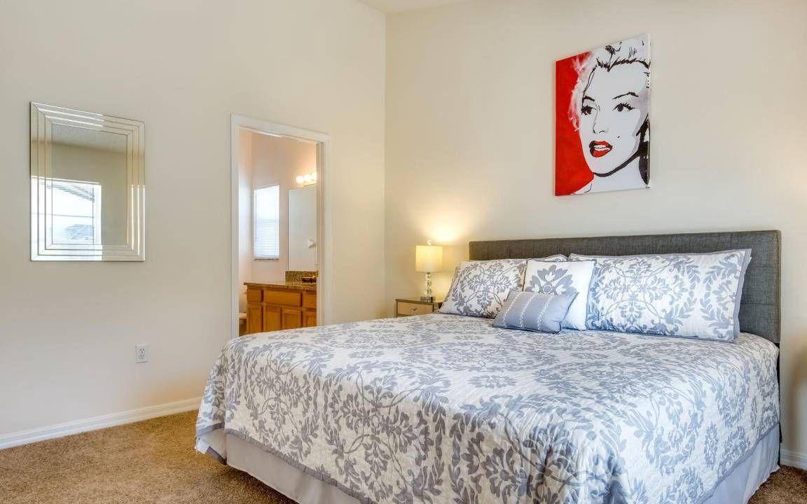 Photo of Bedroom in Florida Pines