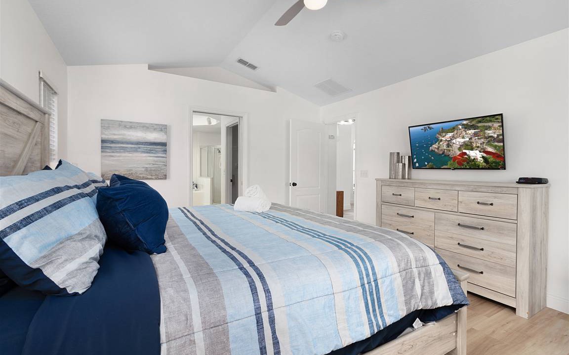 Photo of Bedroom in Tuscan Ridge