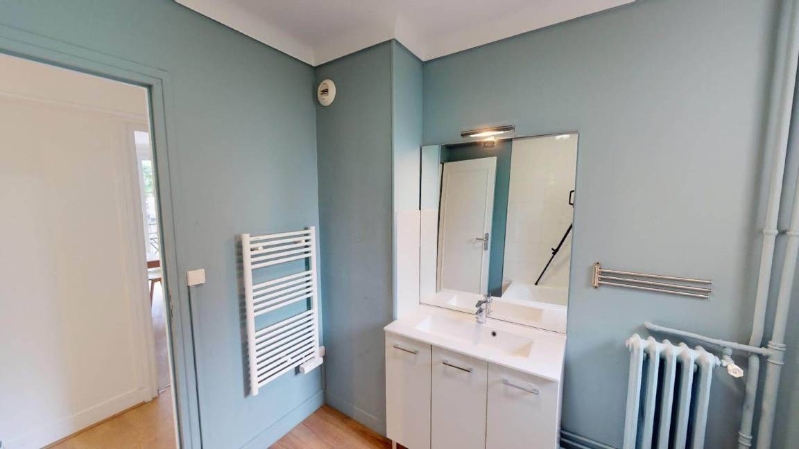 Photo of Bathroom in Porte d'Asnieres