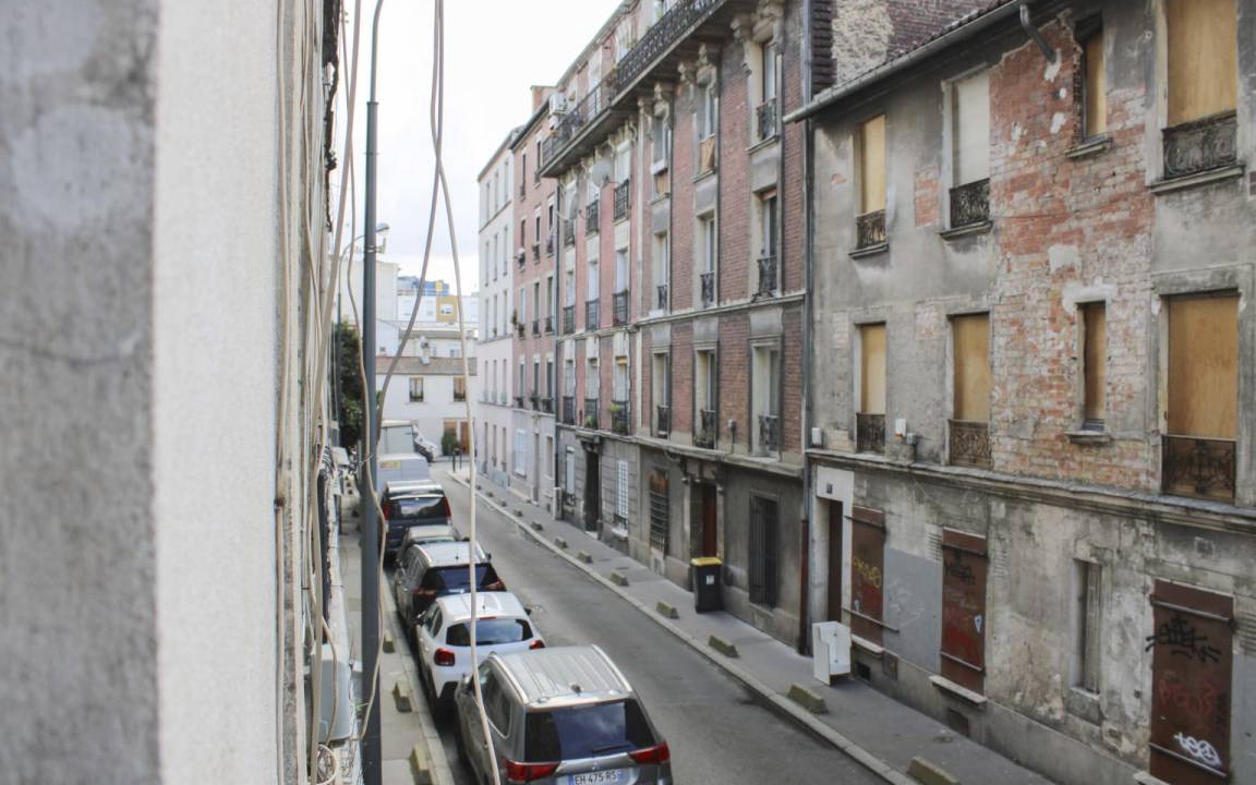 Photo of Buildings in Les Puces de Saint-Ouen