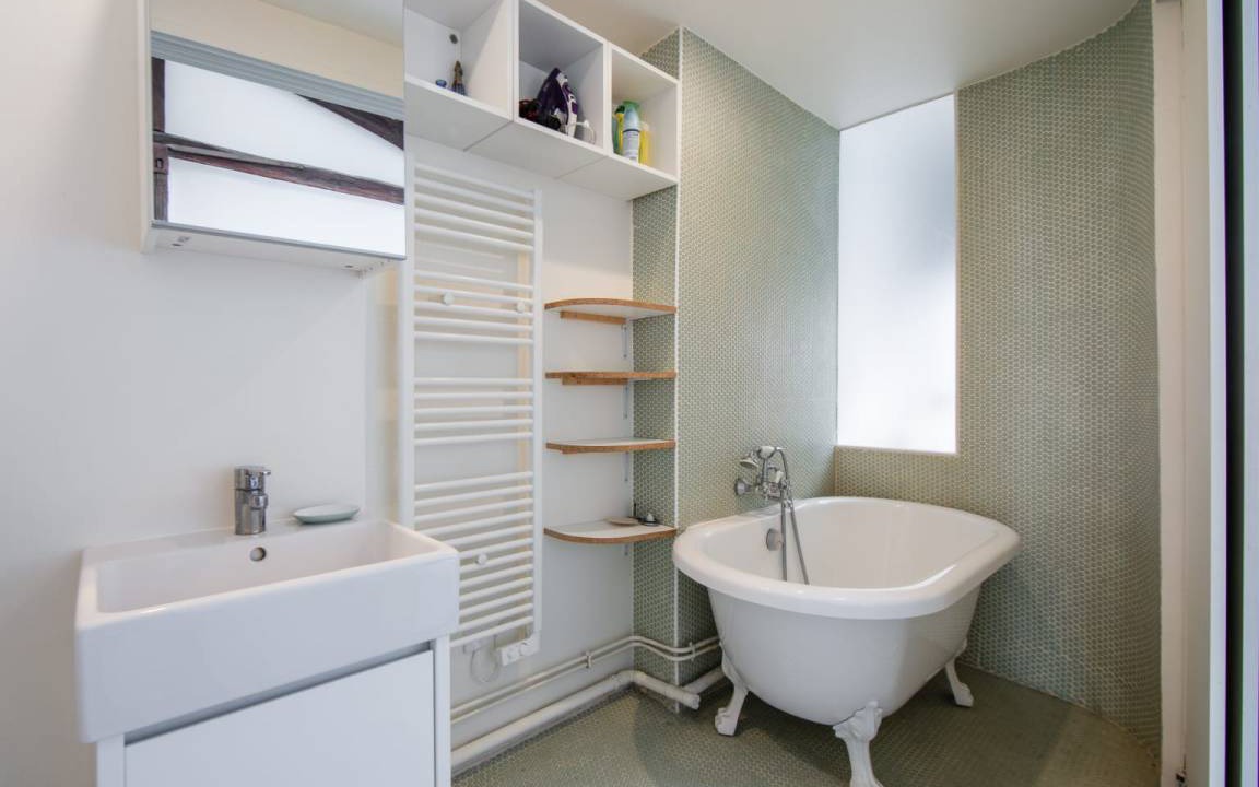Photo of Bathroom in Quartier de la Chapelle