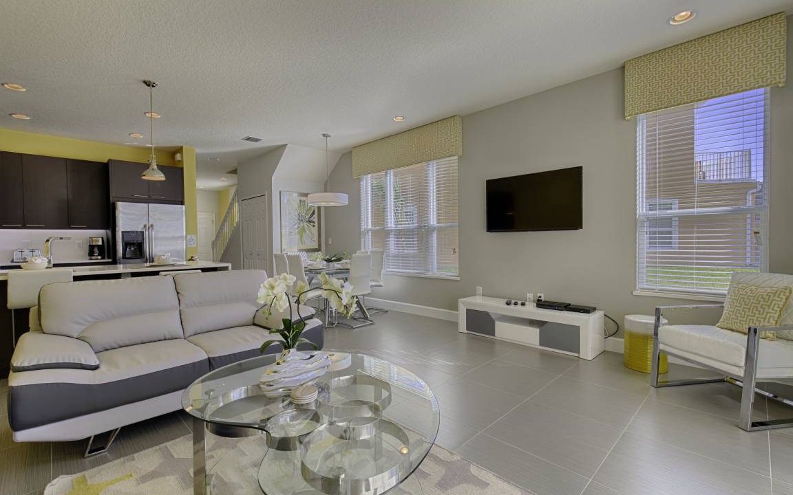 Photo of Livingroom in Four Corners