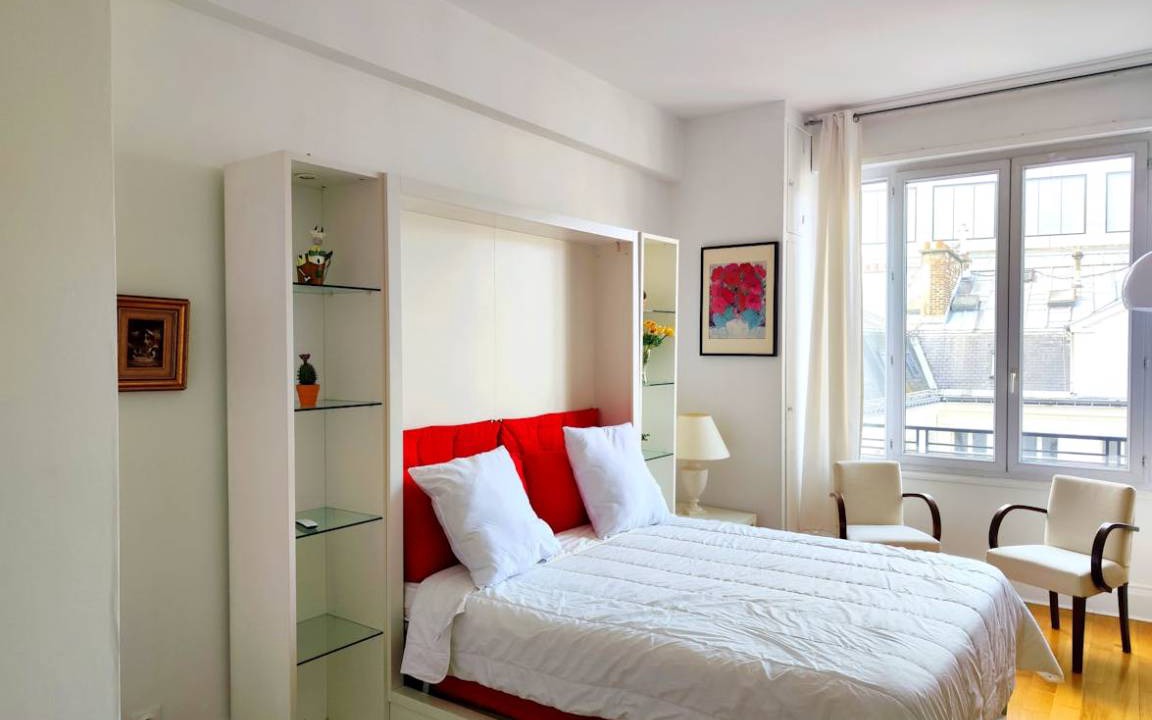 Photo of Bedroom in Champs-Elysees