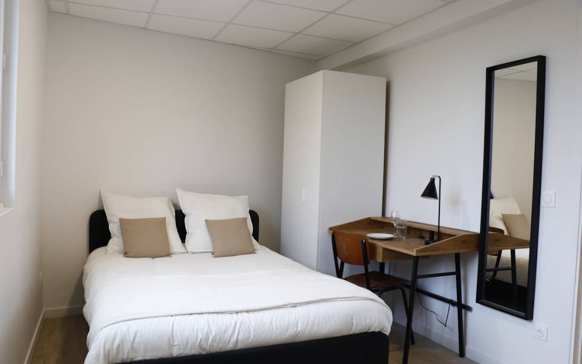 Photo of Bedroom in Montreuil