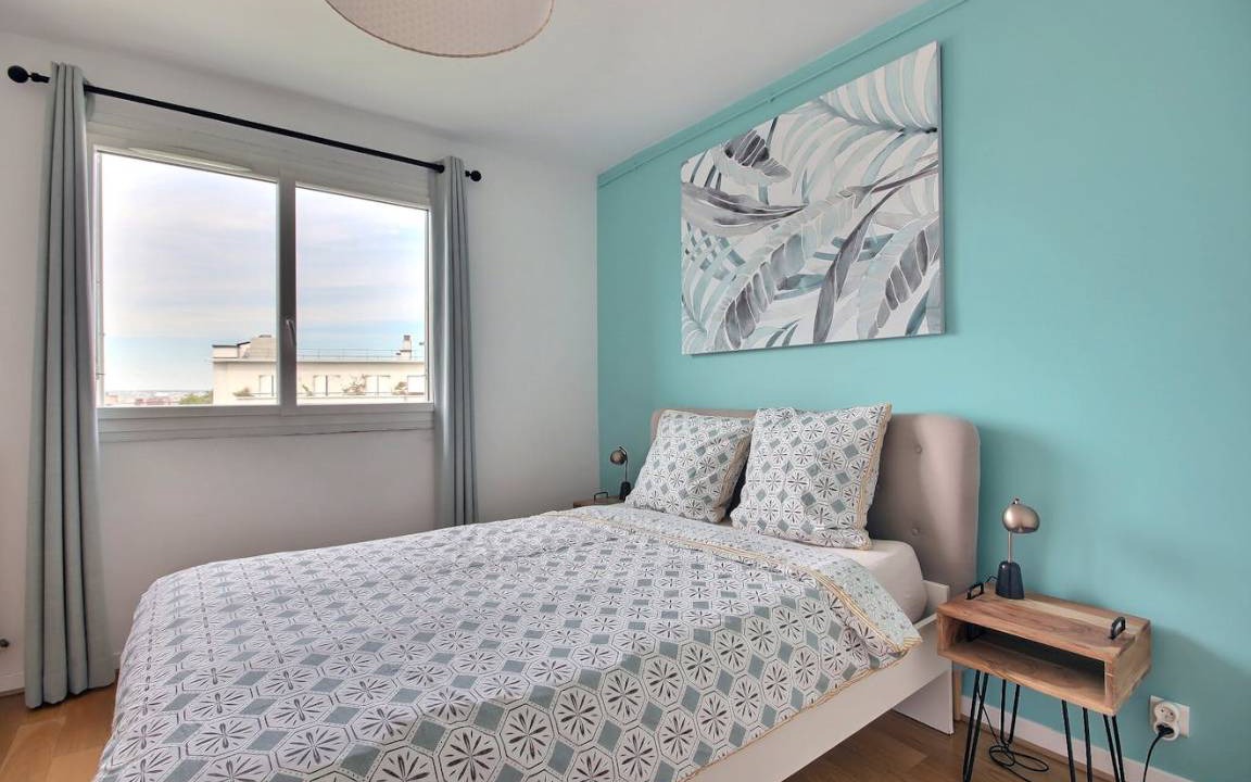 Photo of Bedroom in Combat