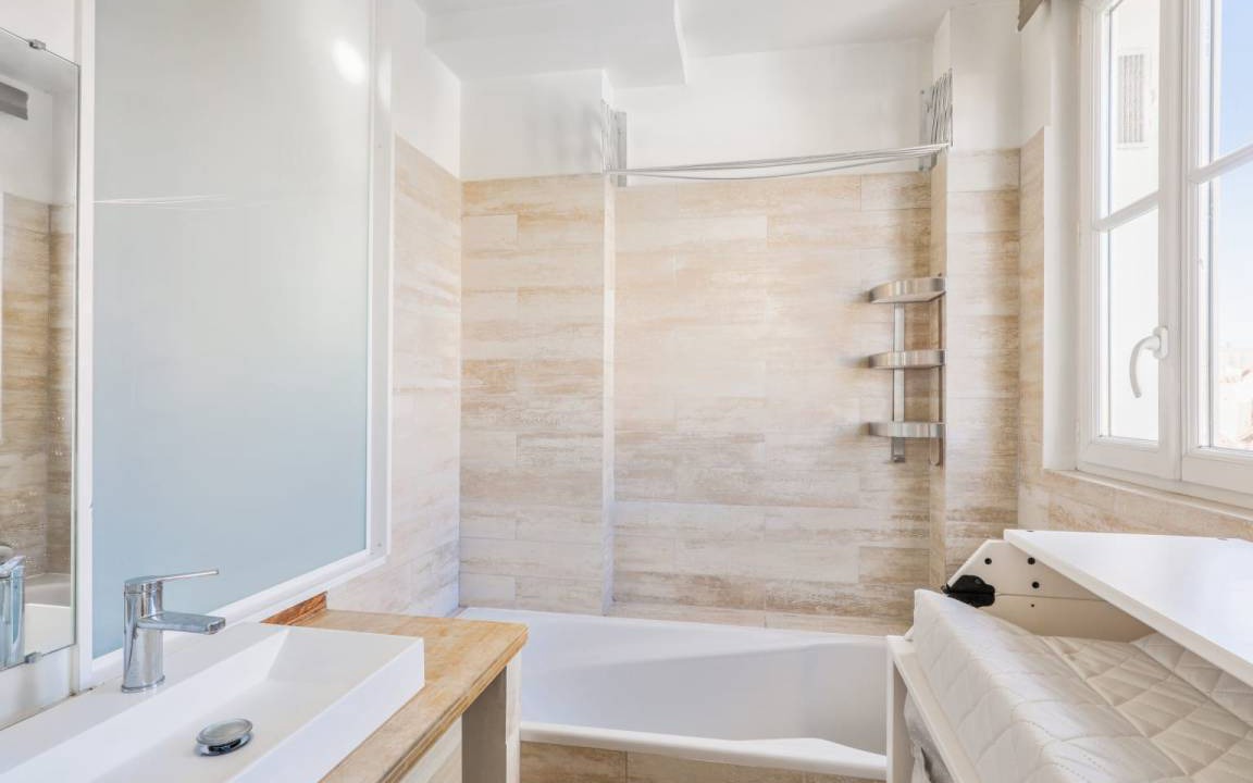 Photo of Bathroom in Le Pre-Saint-Gervais