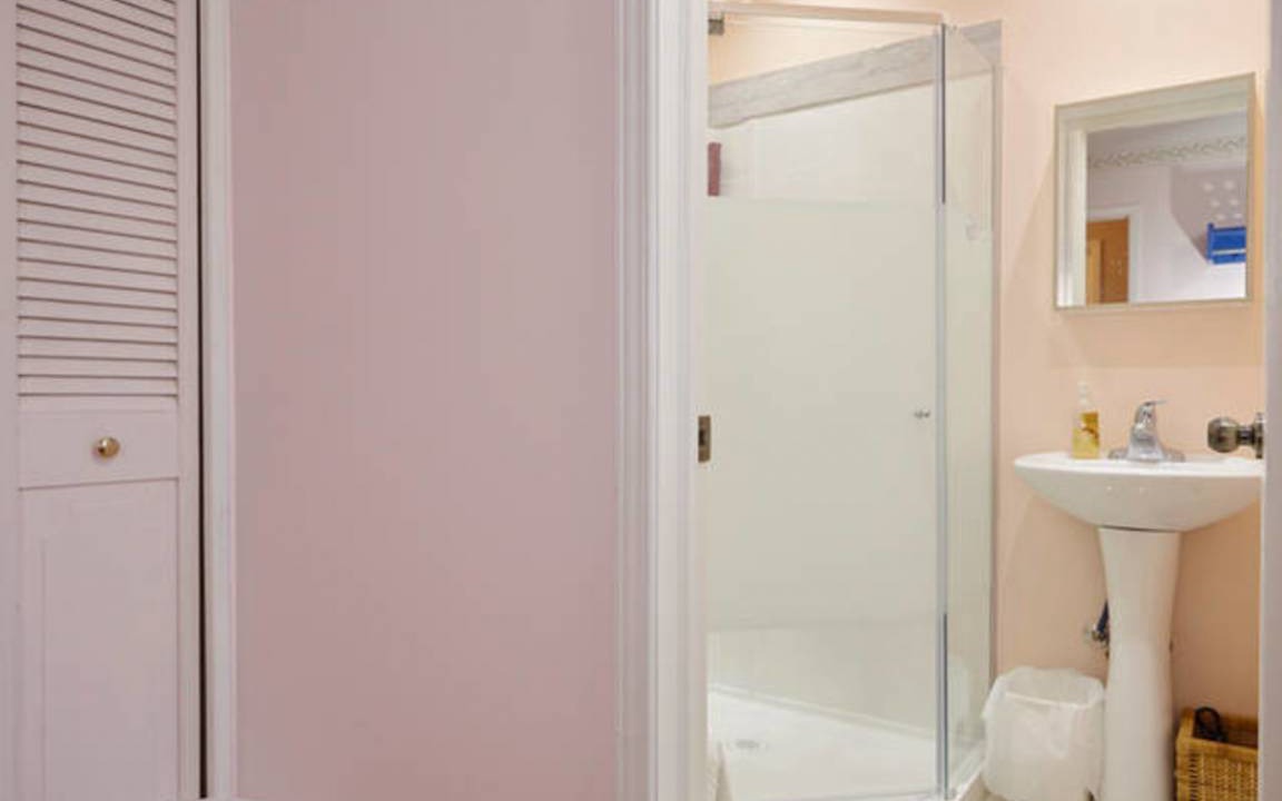 Photo of Bathroom in Northeast Mississauga