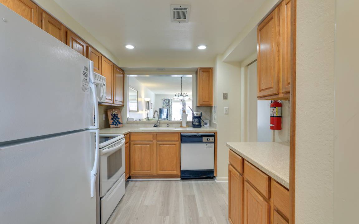 Photo of Kitchen in Cocoa Beach