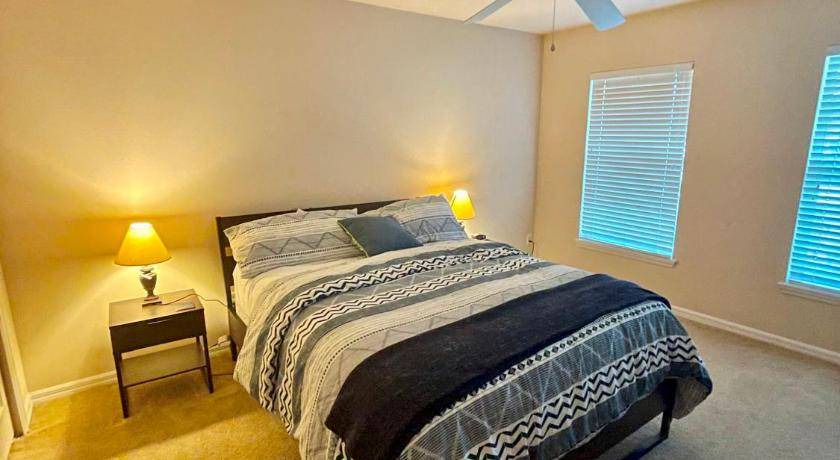 Photo of Bedroom in Sandy Ridge