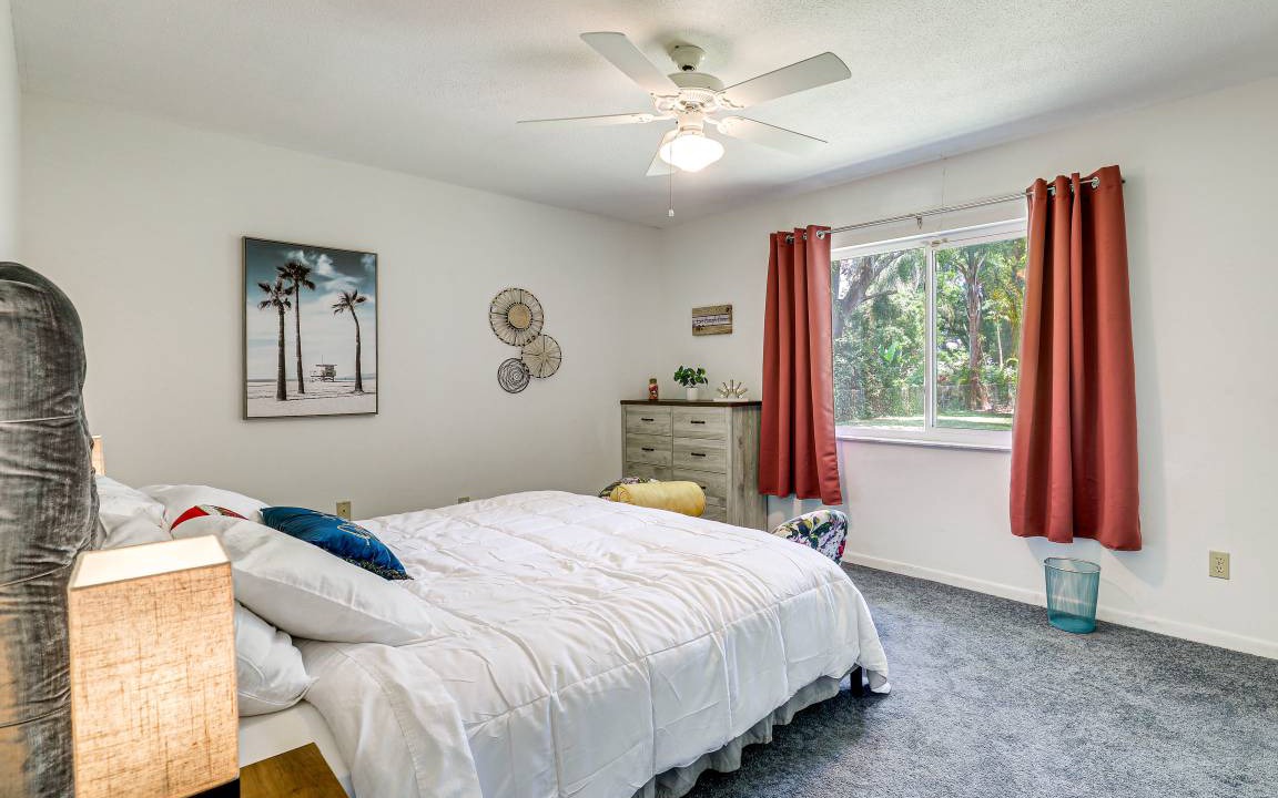 Photo of Bedroom in Valrico