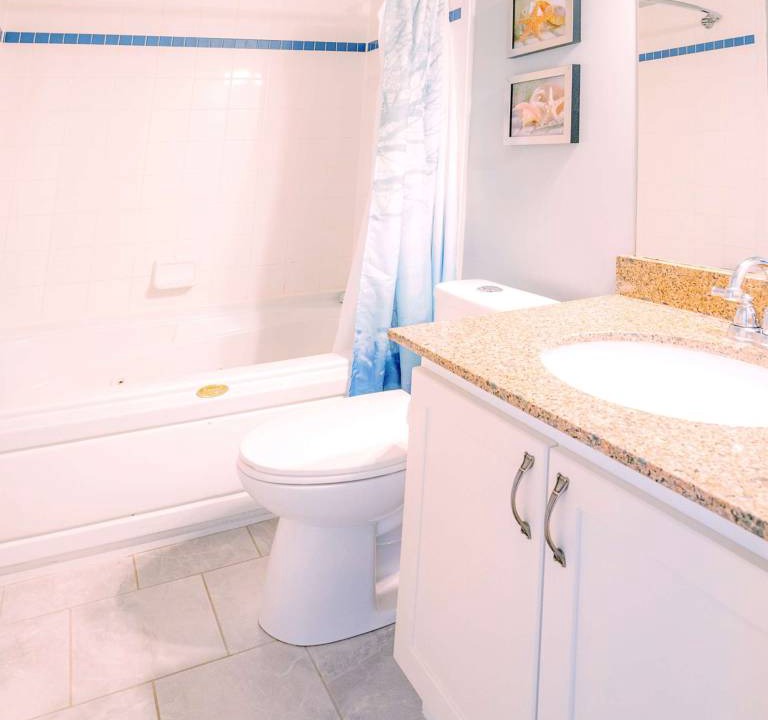 Photo of Bathroom in Craigleith
