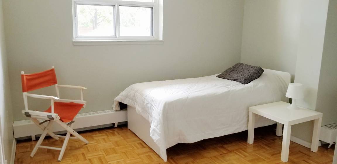 Photo of Bedroom in Briar Hill - Belgravia