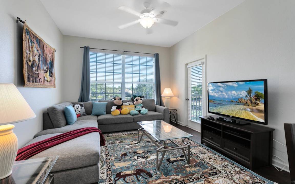 Photo of Livingroom in Windsor Palms