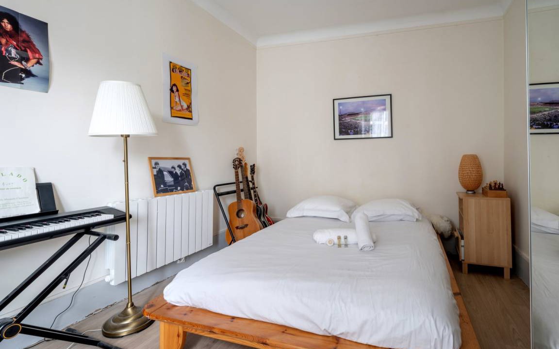 Photo of Bedroom in Combat